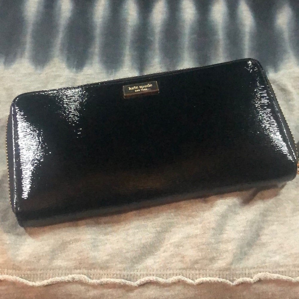 💥SALE💥 Black Patent Leather Kate Spade Wallet